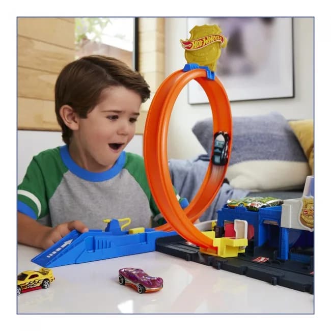 Набор игровой Hot Wheels Суперполицейский участок JBM71 фото 6 Набор игровой Hot Wheels Суперполицейский участок JBM71 фото 6