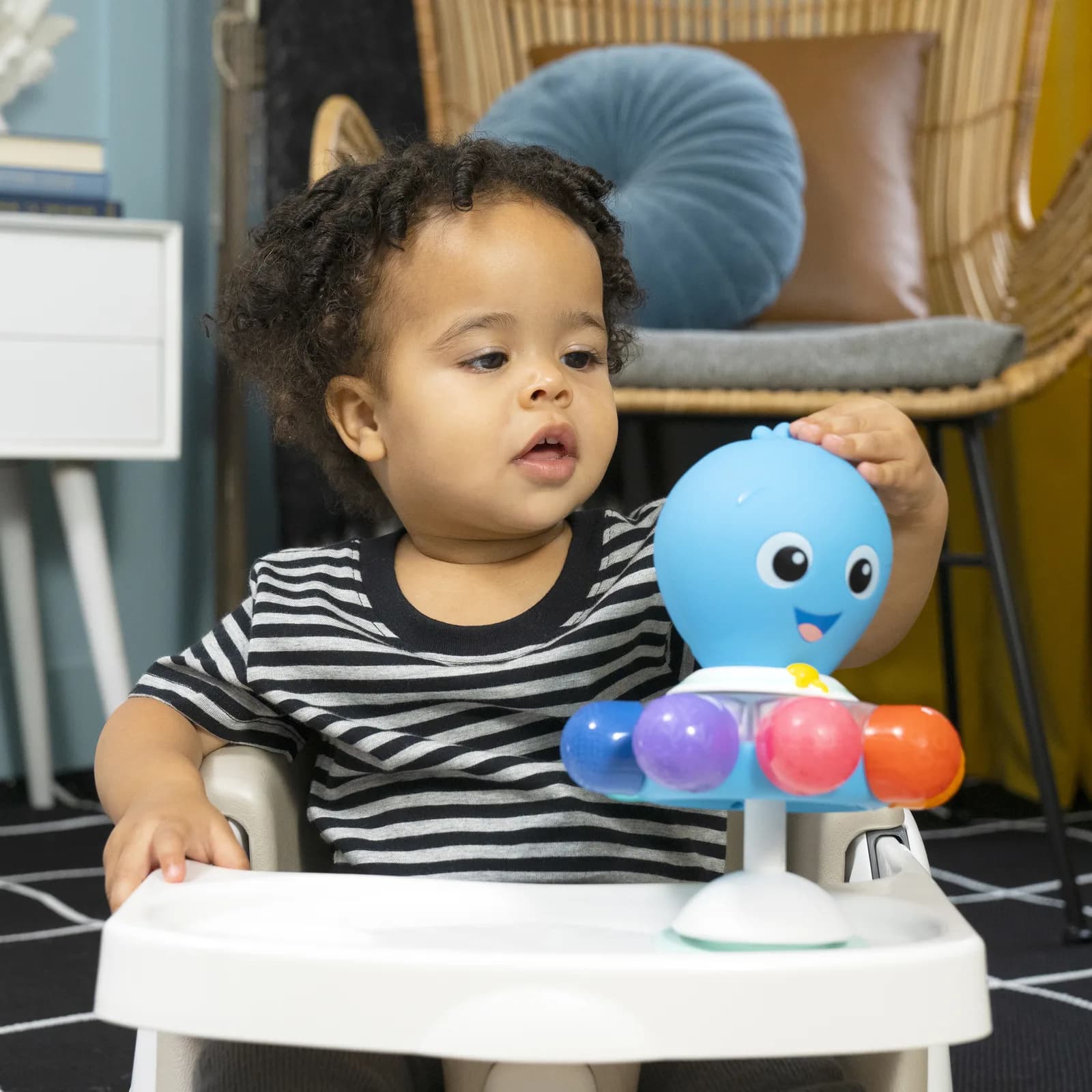 Игрушка развивающая на стол Baby Einstein Opus's Spin and Sea 13147 фото 2 Игрушка развивающая на стол Baby Einstein Opus's Spin and Sea 13147 фото 2