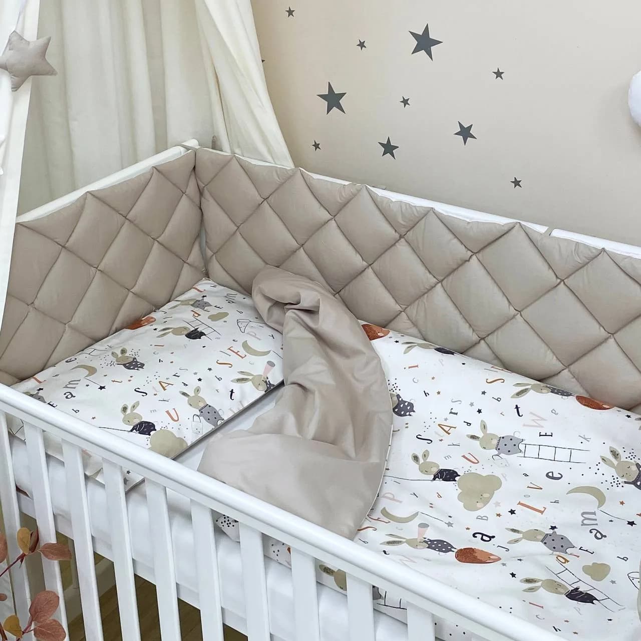 Постельный комплект Маленькая Соня Baby Mix Зайцы на лесенке 6ед 029189 Бежевый фото 2 Постельный комплект Маленькая Соня Baby Mix Зайцы на лесенке 6ед 029189 Бежевый фото 2
