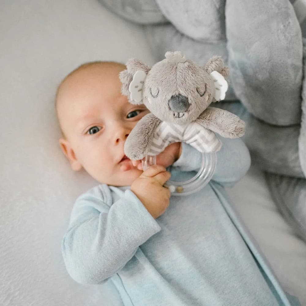 Погремушка BabyOno Коала Коко 1634 фото 3 Погремушка BabyOno Коала Коко 1634 фото 3