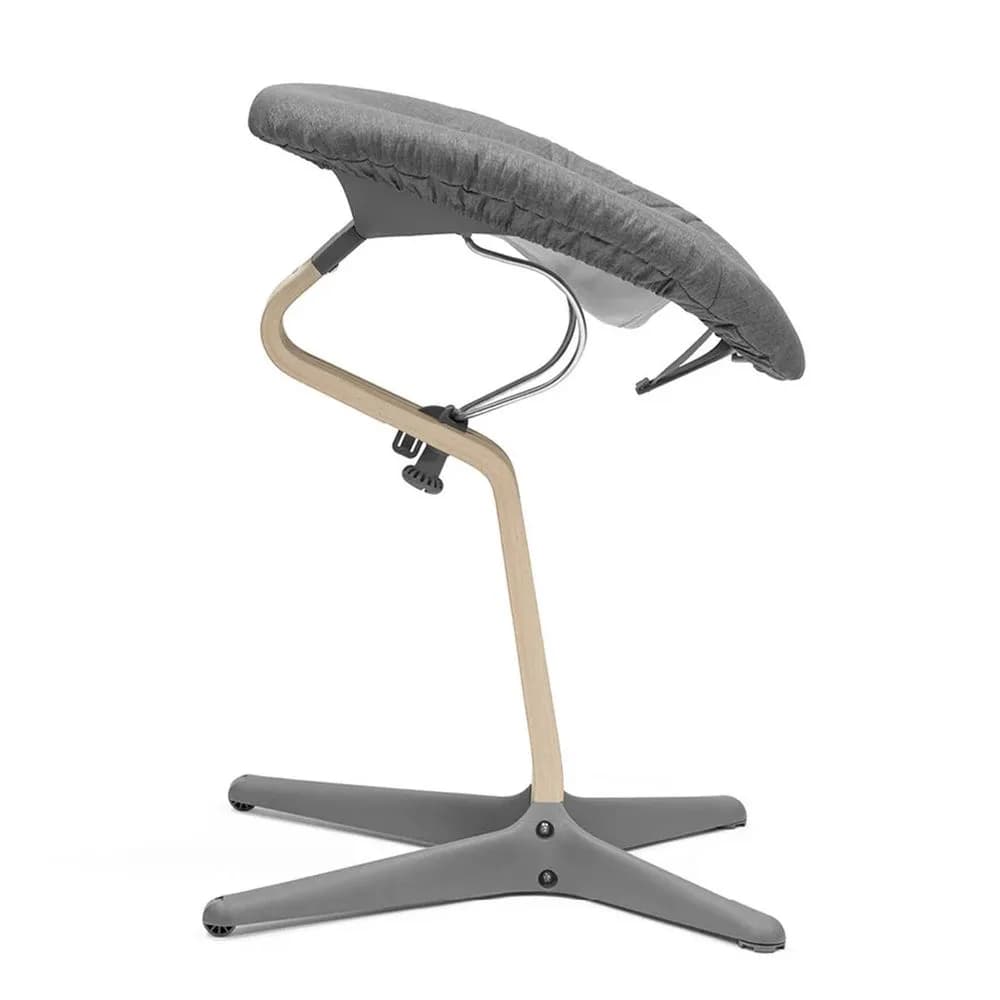 Крісло-шезлонг Stokke Nomi Newborn 625903 Grey Pink фото 2 Крісло-шезлонг Stokke Nomi Newborn 625903 Grey Pink фото 2