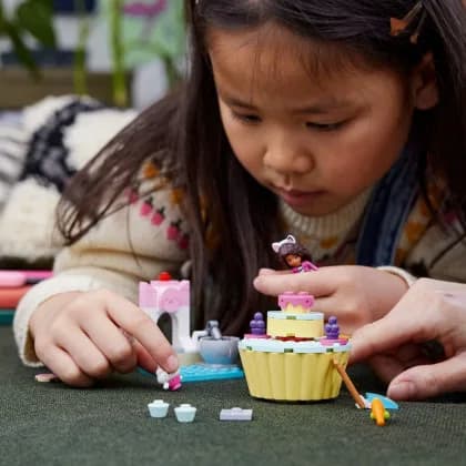 Конструктор Lego Gabby's Dollhouse Весела випічка з Кексиком 58дет 10785 фото 8 Конструктор Lego Gabby's Dollhouse Весела випічка з Кексиком 58дет 10785 фото 8