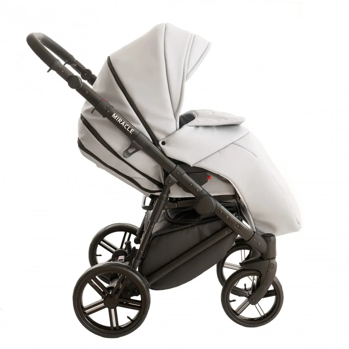 Коляска універсальна 2в1 Broco Miracle grey 9023-BMB-04 фото 8 Коляска універсальна 2в1 Broco Miracle grey 9023-BMB-04 фото 8