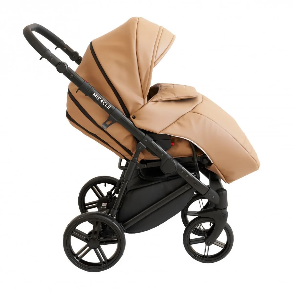 Коляска универсальная 2в1 Broco Miracle beige 9023-BMB-06 фото 11 Коляска универсальная 2в1 Broco Miracle beige 9023-BMB-06 фото 11