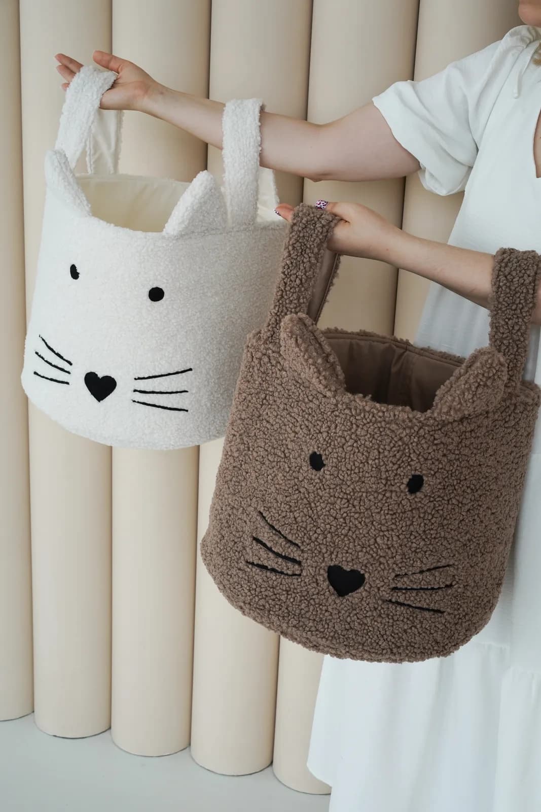 Корзина для игрушек Муся Котик плюш 40см MП-40.1 фото 7 Корзина для игрушек Муся Котик плюш 40см MП-40.1 фото 7