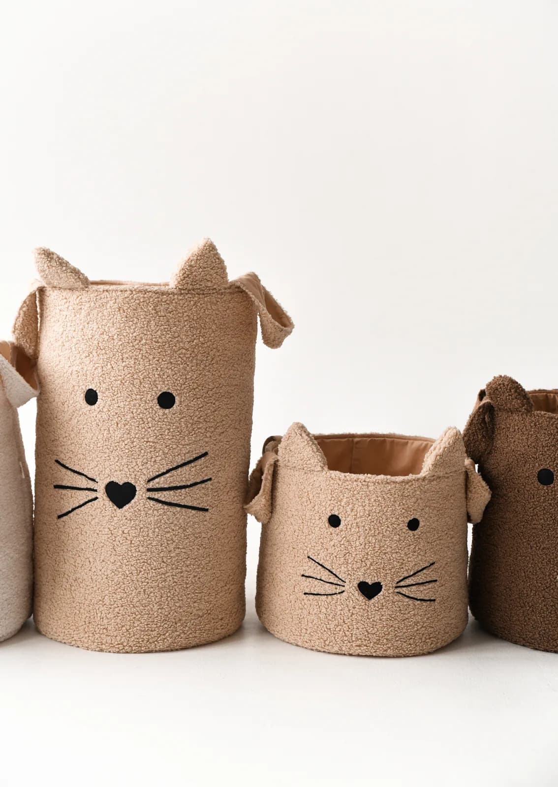 Корзина для игрушек Муся Котик плюш 40см MП-40.1 фото 11 Корзина для игрушек Муся Котик плюш 40см MП-40.1 фото 11