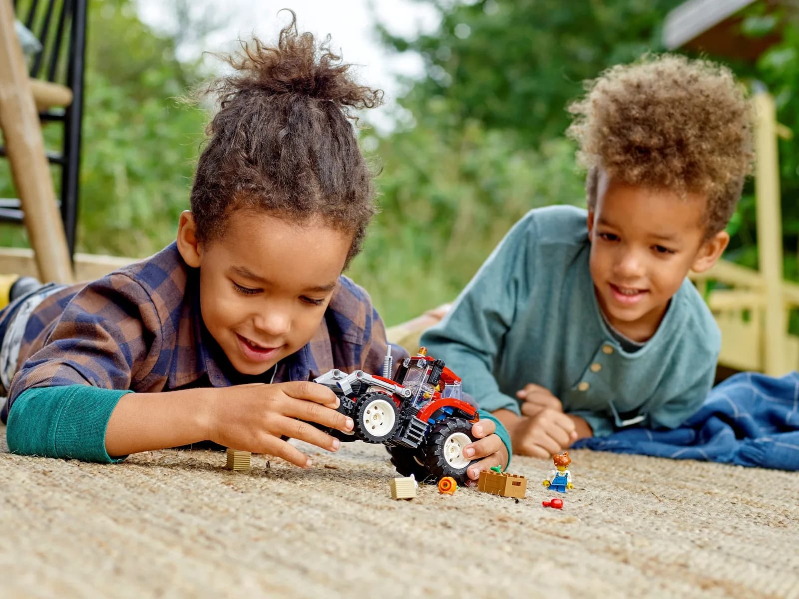 Конструктор Lego City Трактор 148дет 60287 фото 4 Конструктор Lego City Трактор 148дет 60287 фото 4