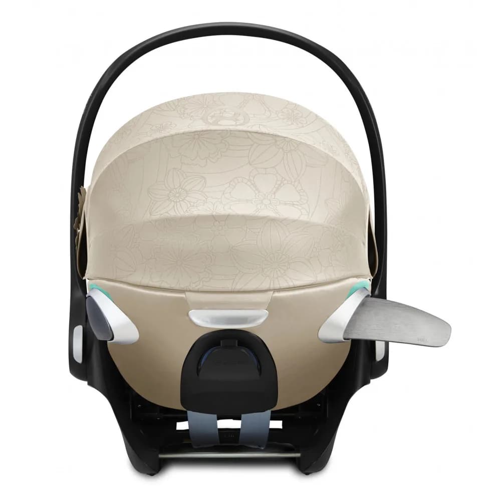 Автокрісло Cybex Cloud Z2 i-Size 522000631 Simply Flowers Beige фото 3 Автокрісло Cybex Cloud Z2 i-Size 522000631 Simply Flowers Beige фото 3