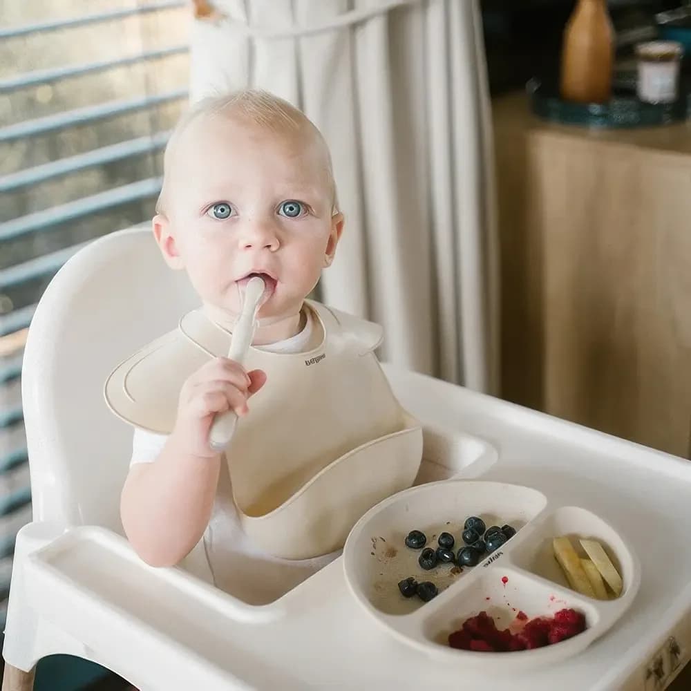 Тарелка на три секции на присоске BabyOno 1482/04 фото 5 Тарелка на три секции на присоске BabyOno 1482/04 фото 5