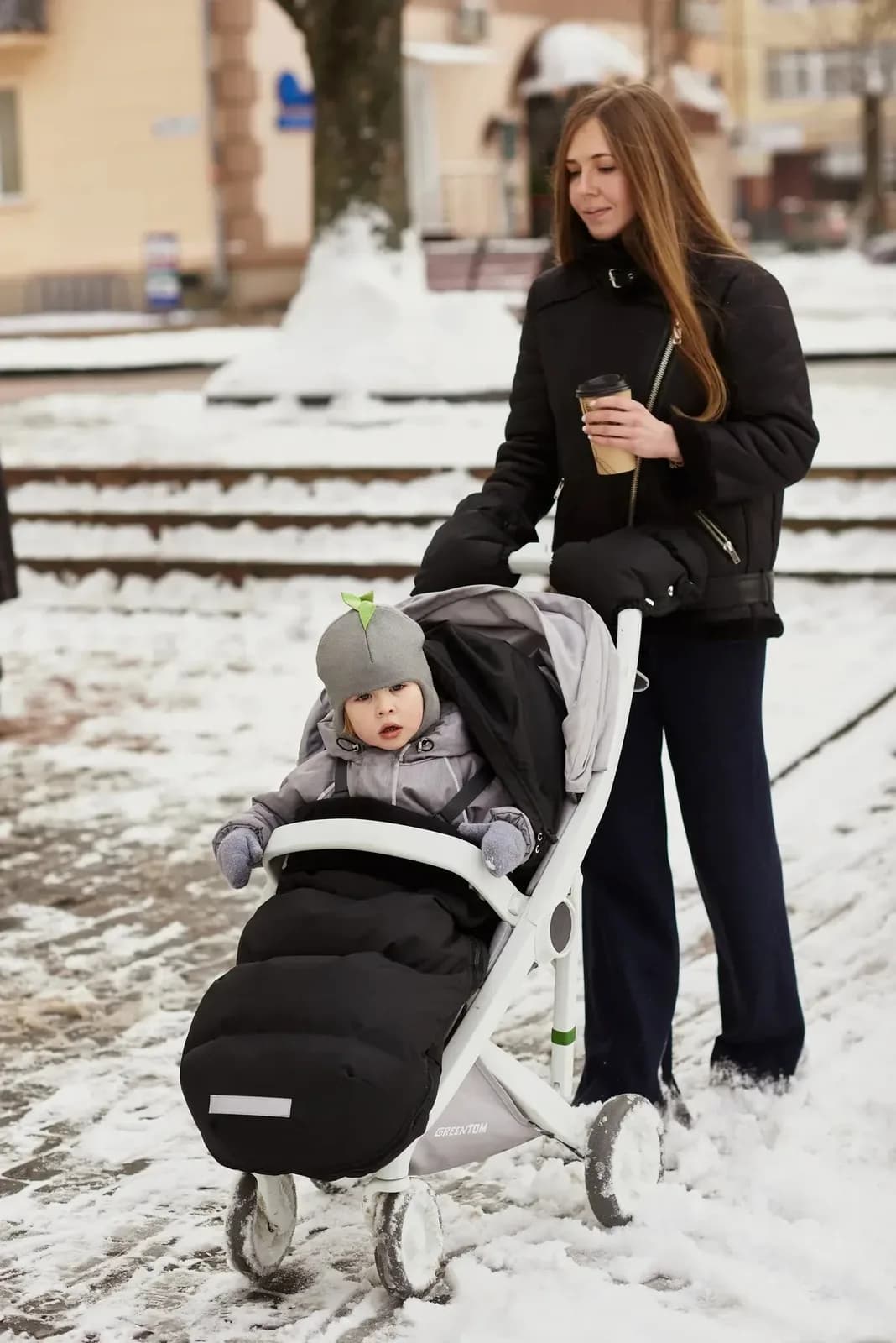Зимний футмуф на коляску "Теплик" Черный оксфорд Decoza Moms 100х47 см futmuf100-O072-pl016 фото 3 Зимний футмуф на коляску "Теплик" Черный оксфорд Decoza Moms 100х47 см futmuf100-O072-pl016 фото 3