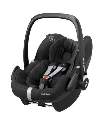 Автокрісло Maxi-Cosi Pebble Pro i-Size Essential Black 8799672110